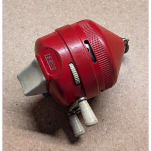 Vintage Zebco 202 Red Beig Fishing Reel Rivet Metal Foot HTF Rare